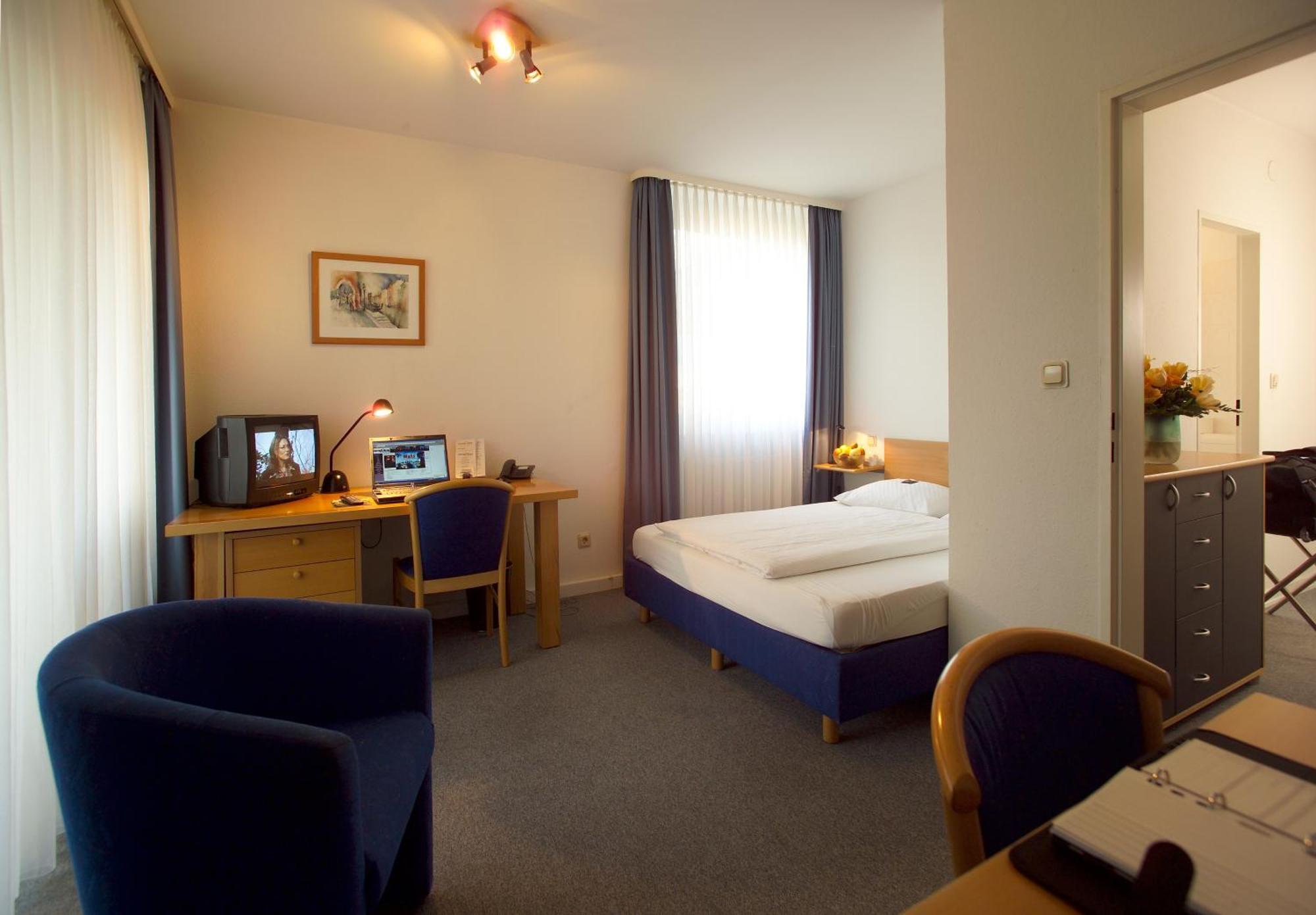Central Hotel Eschborn Dış mekan fotoğraf